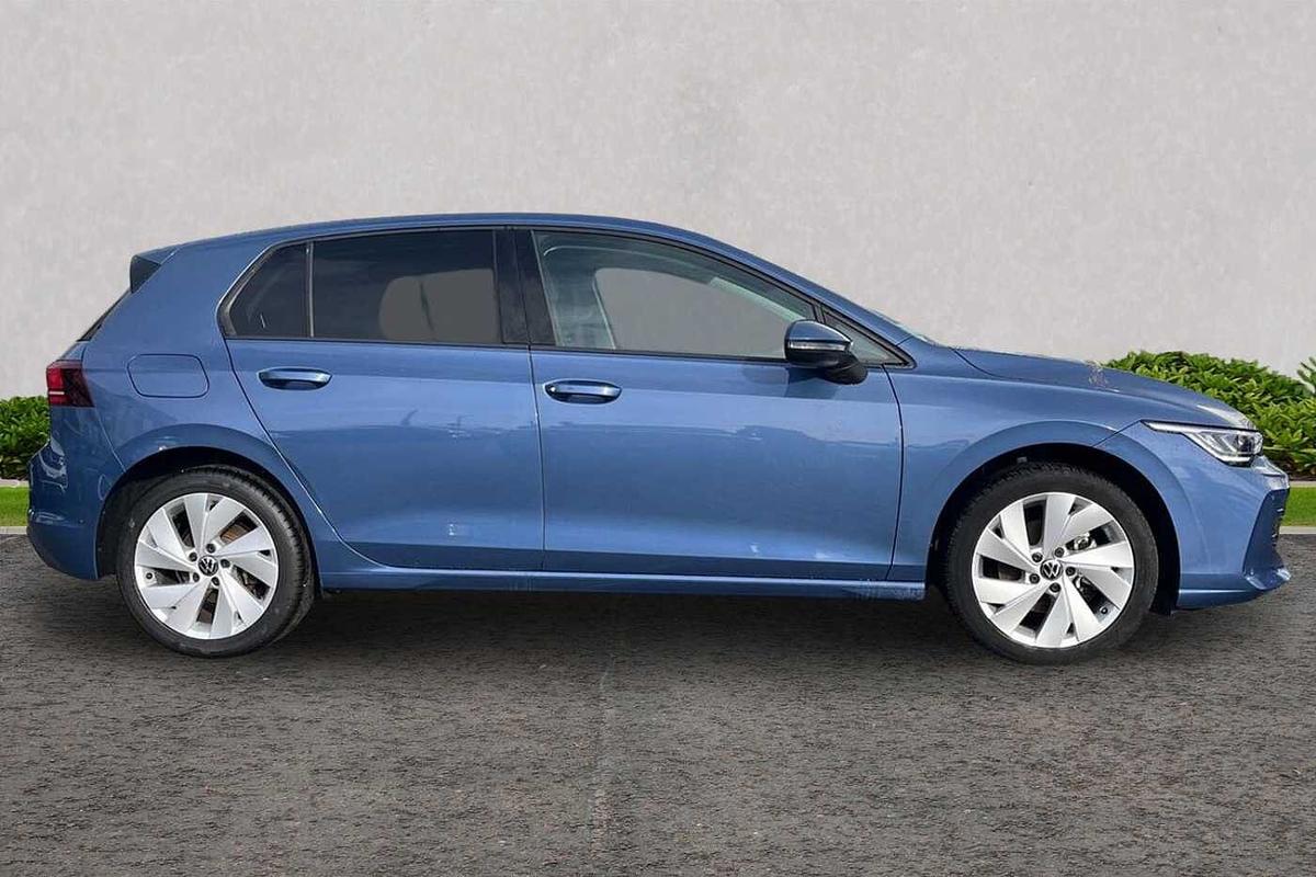 Used Volkswagen Golf 2024 for sale - 77542378: Photo 4