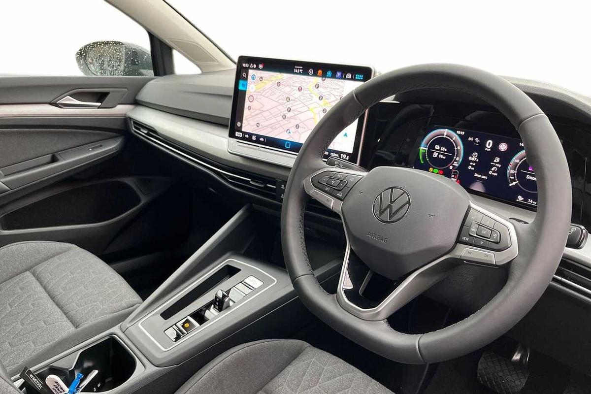 Used Volkswagen Golf 2025 for sale - 77542165: Photo 6