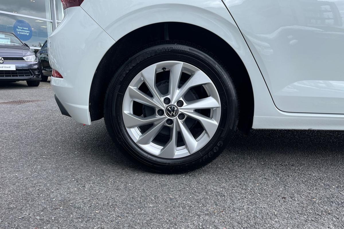 Used Volkswagen Polo 2024 for sale - 76676919: Photo 5