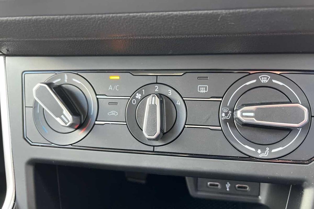 Used Volkswagen Polo 2023 for sale - 77542136: Photo 14