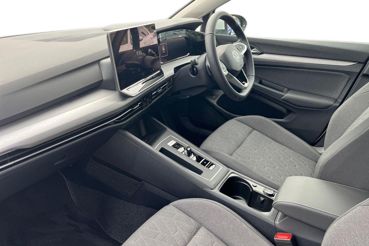 Used Volkswagen Golf 2025 for sale - 76679655: Photo 2