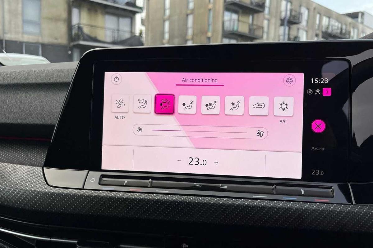 Used Volkswagen Golf 2024 for sale - 77542368: Photo 14