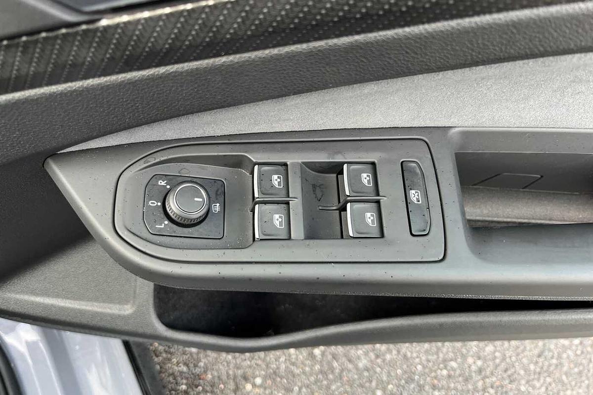 Used Volkswagen Golf 2024 for sale - 77542368: Photo 17