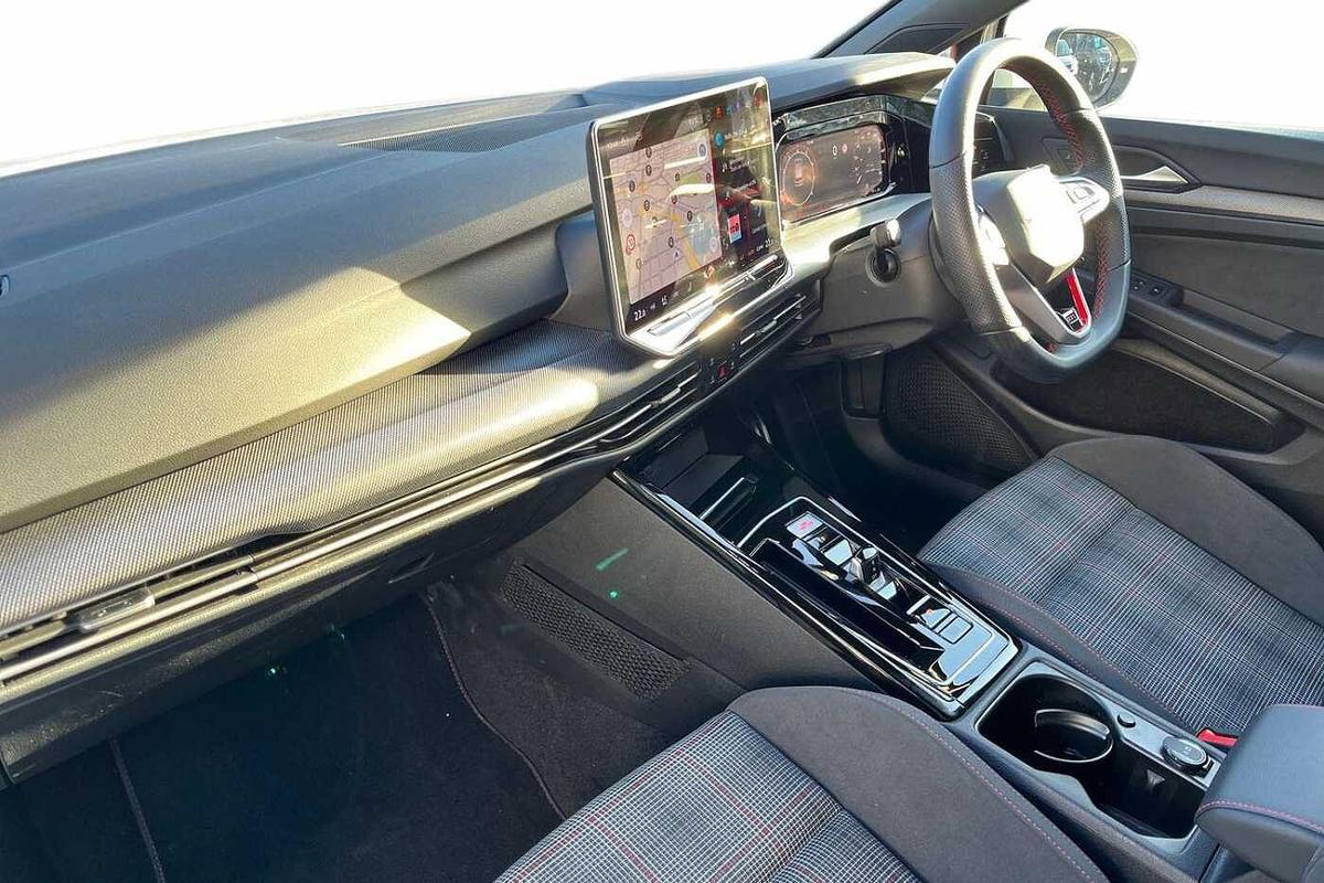 Used Volkswagen Golf 2025 for sale - 77542204: Photo 2