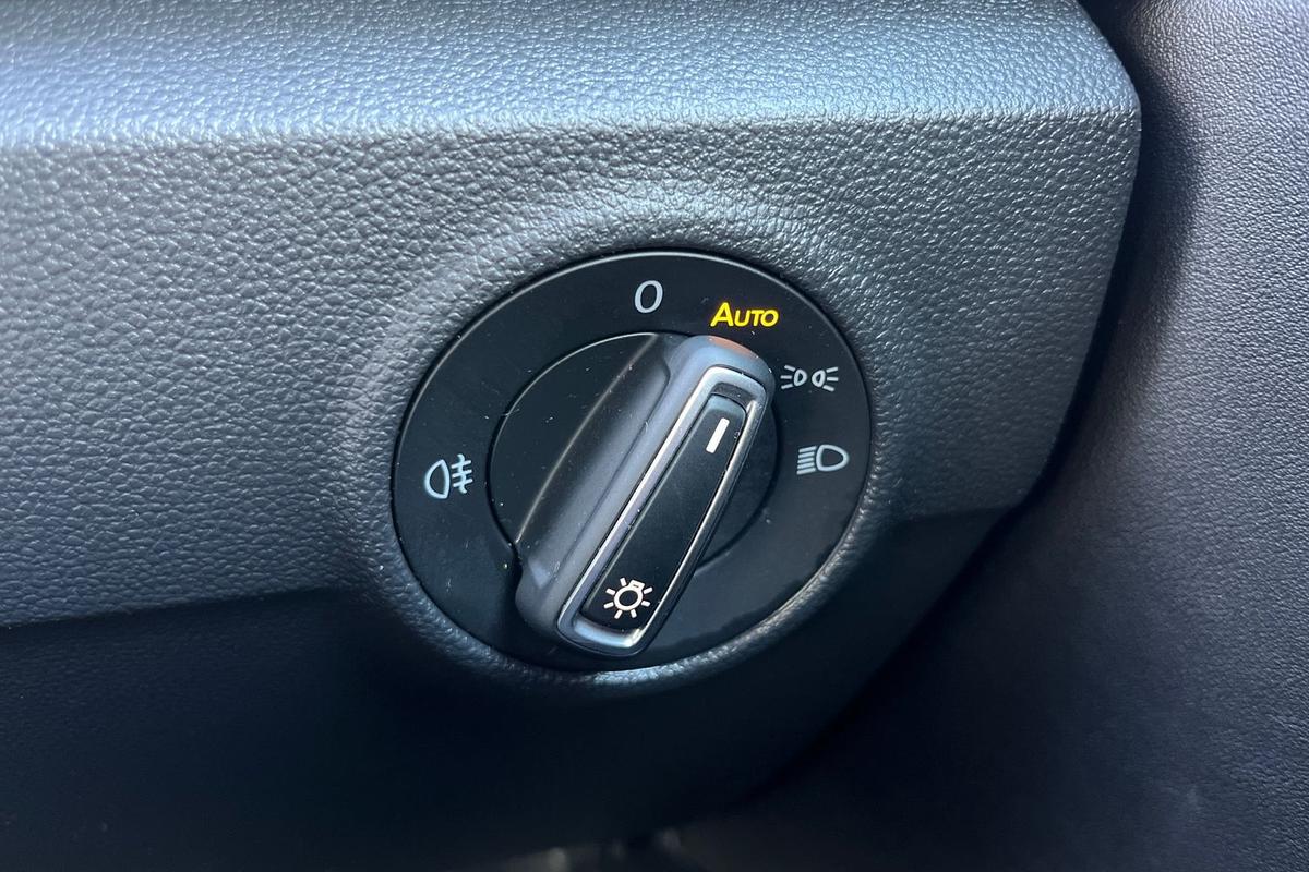 Used Volkswagen T-Roc 2022 for sale - 76674241: Photo 21