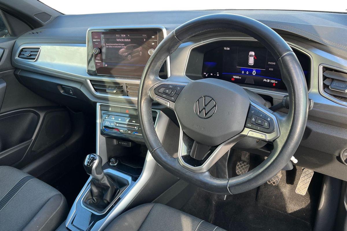 Used Volkswagen T-Roc 2022 for sale - 76674241: Photo 6