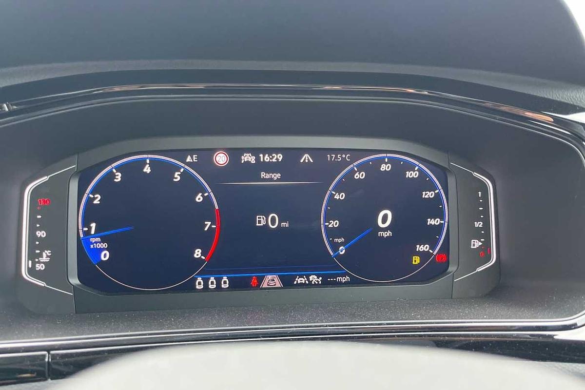 Used Volkswagen T-Roc 2025 for sale - 77542174: Photo 16