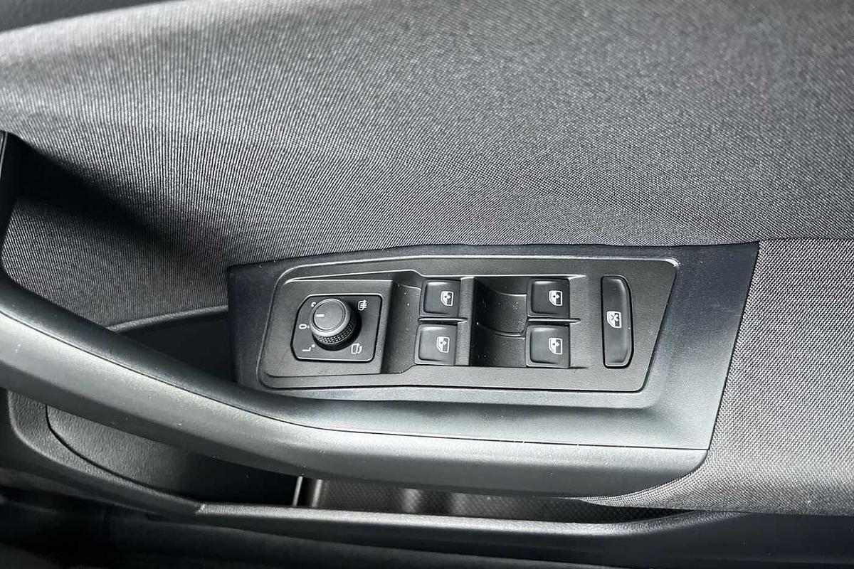 Used Volkswagen T-Roc 2024 for sale - 77542317: Photo 17