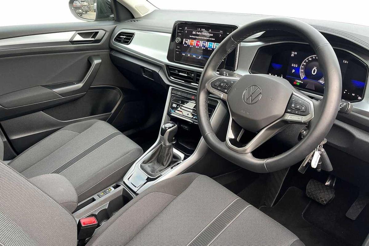 Used Volkswagen T-Roc 2024 for sale - 77542317: Photo 6