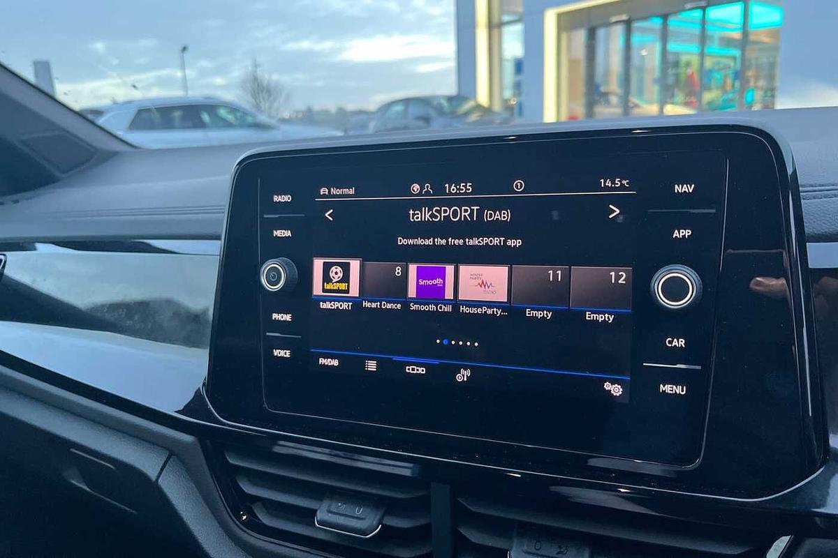 Used Volkswagen T-Roc 2025 for sale - 77542194: Photo 11