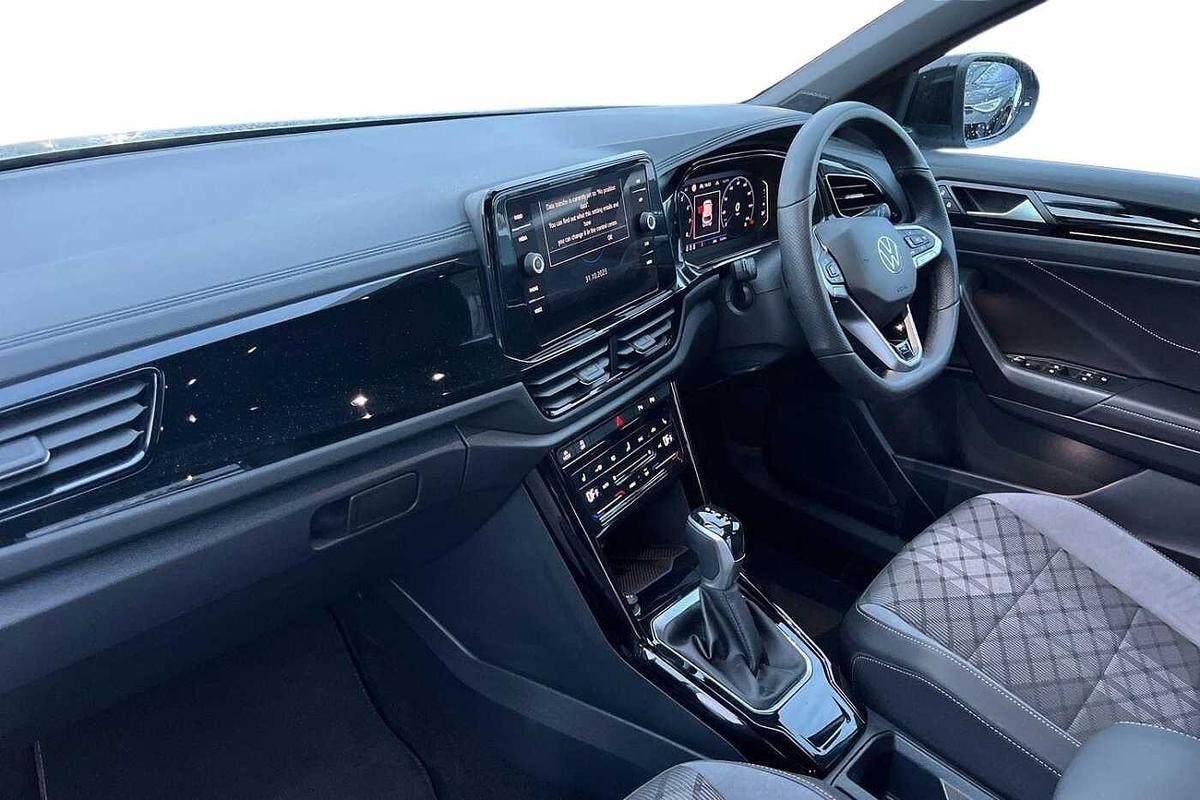 Used Volkswagen T-Roc 2025 for sale - 77542194: Photo 2