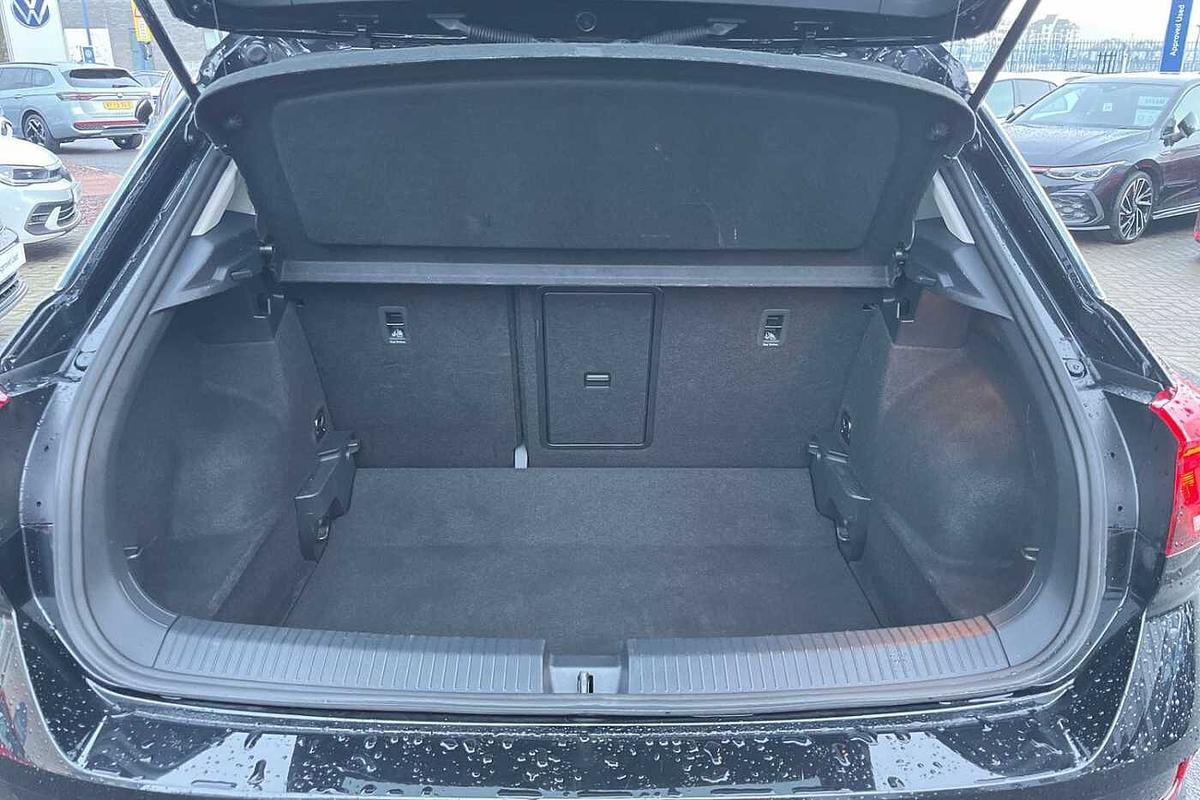 Used Volkswagen T-Roc 2022 for sale - 77542292: Photo 20