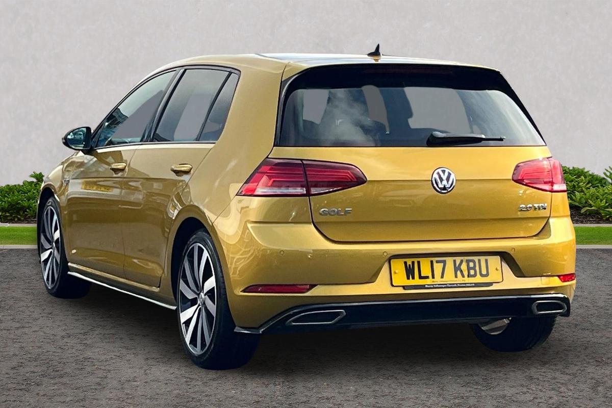 Used Volkswagen Golf 2017 for sale - 76673376: Photo 3