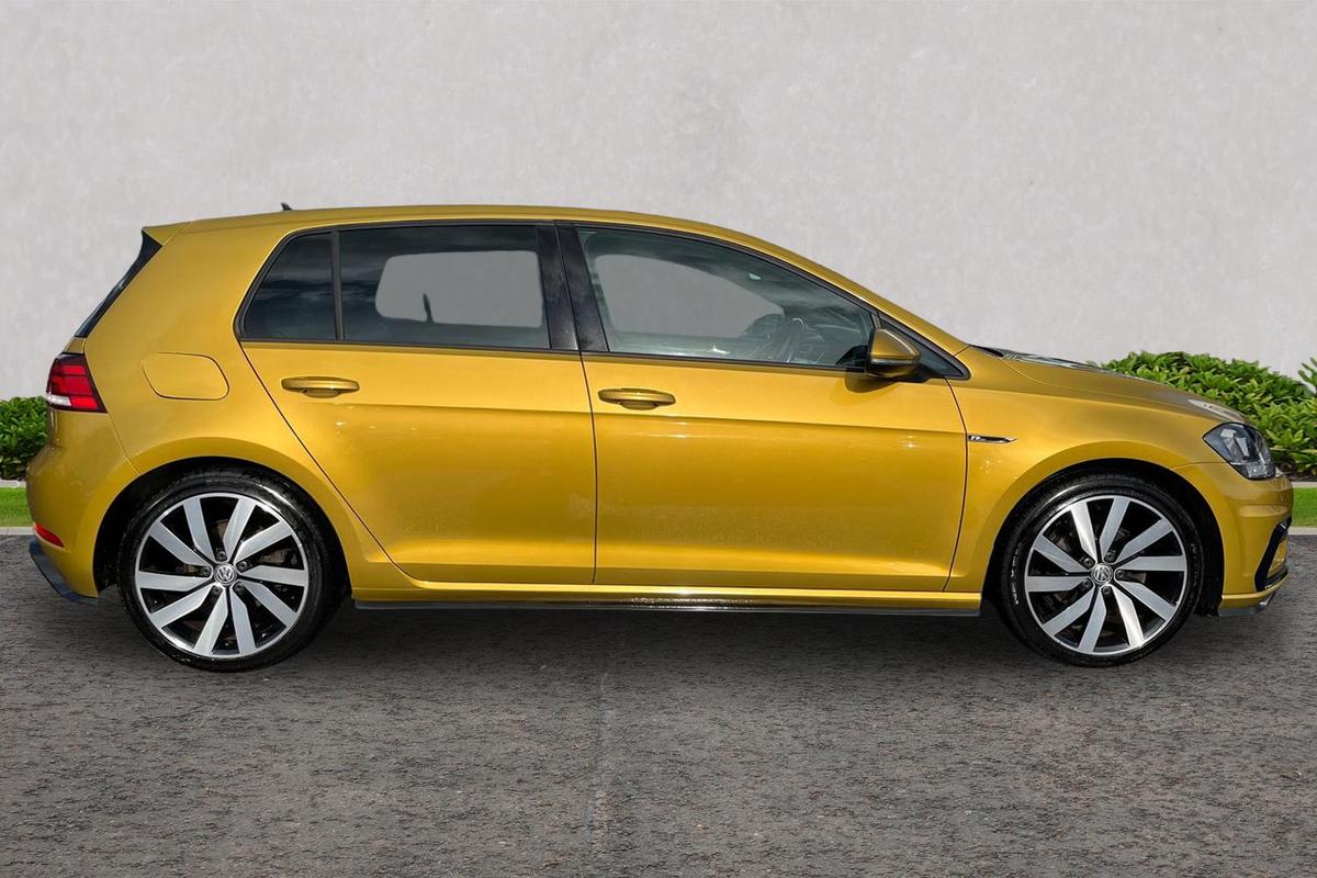 Used Volkswagen Golf 2017 for sale - 76673376: Photo 4