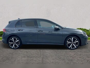 Used Volkswagen Golf 2025 for sale - 77227841: Photo