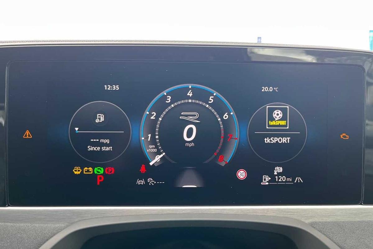 Used Volkswagen Passat 2025 for sale - 77542331: Photo 16