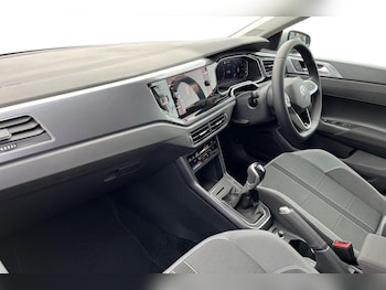 Used Volkswagen Polo 2025 for sale - 76231155: Photo