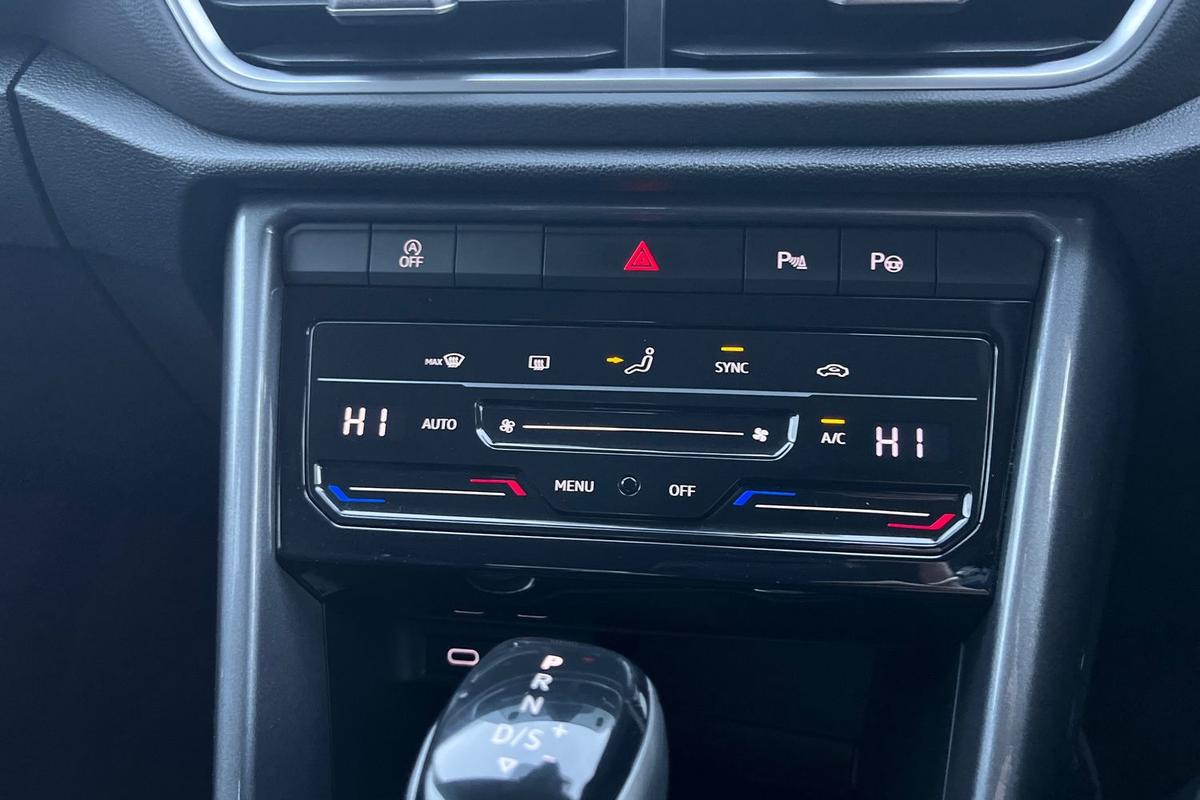 Used Volkswagen T-Roc 2022 for sale - 76674700: Photo 14