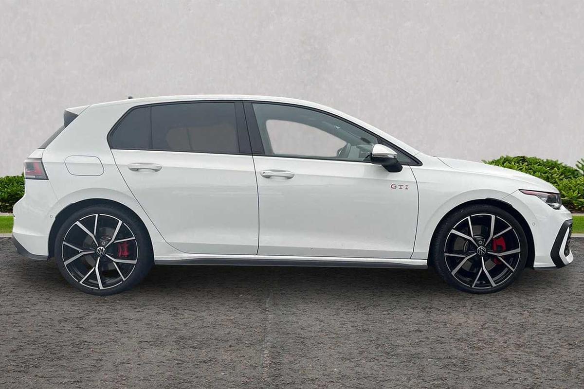 Used Volkswagen Golf 2025 for sale - 77542190: Photo 4