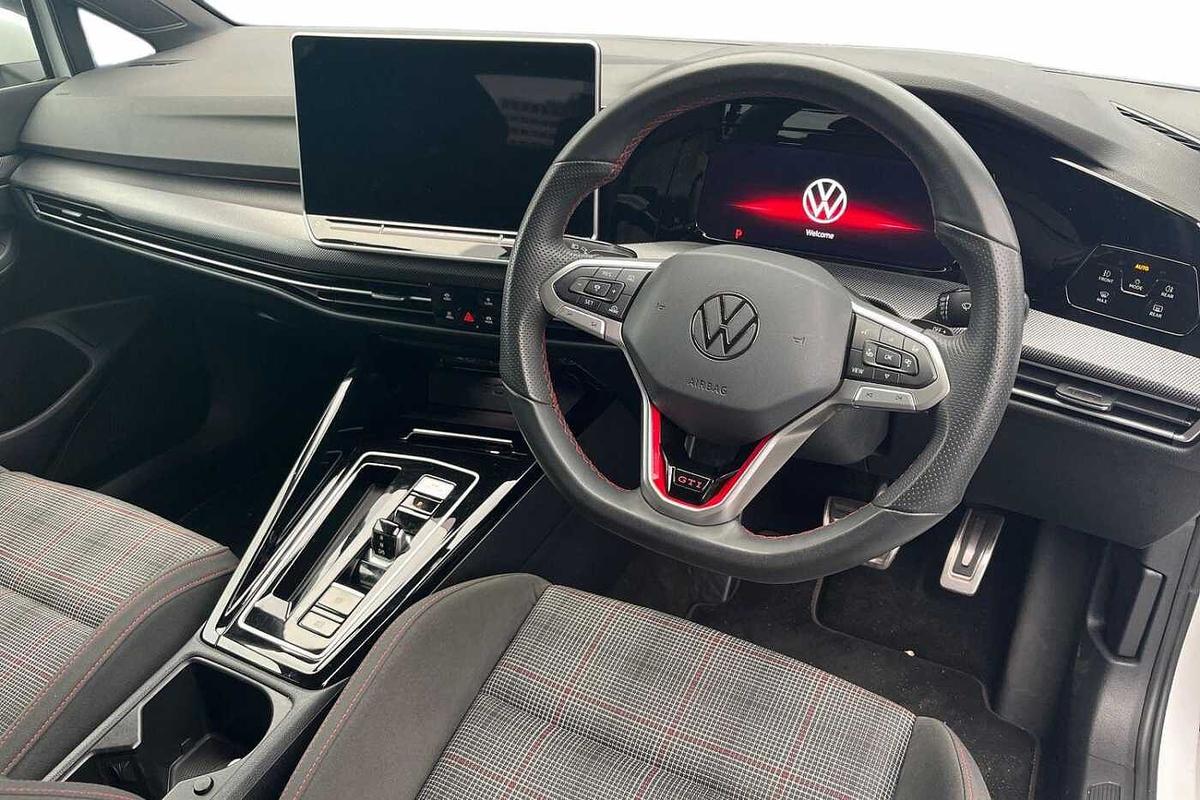 Used Volkswagen Golf 2025 for sale - 77542190: Photo 6