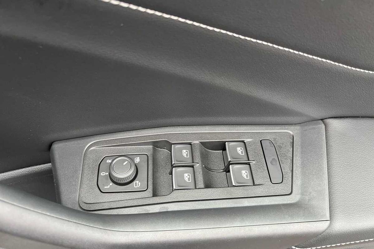 Used Volkswagen T-Roc 2025 for sale - 77542216: Photo 17