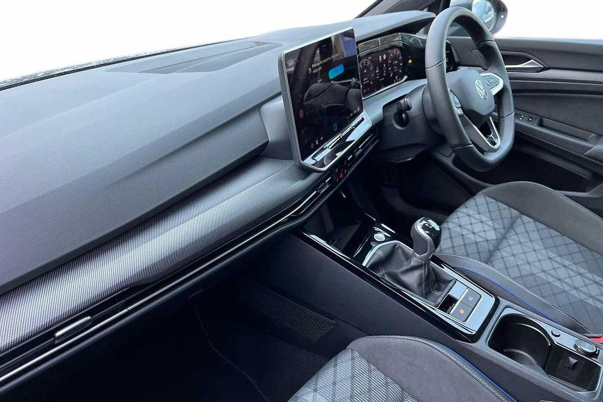 Used Volkswagen Golf 2025 for sale - 77542166: Photo 2