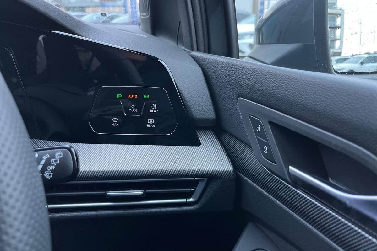 Used Volkswagen Golf 2025 for sale - 77542166: Photo 21