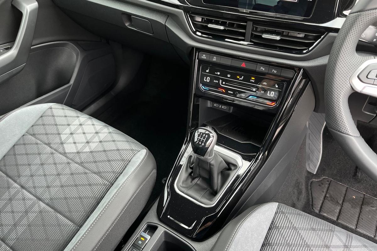 Used Volkswagen T-Roc 2025 for sale - 77542335: Photo 10