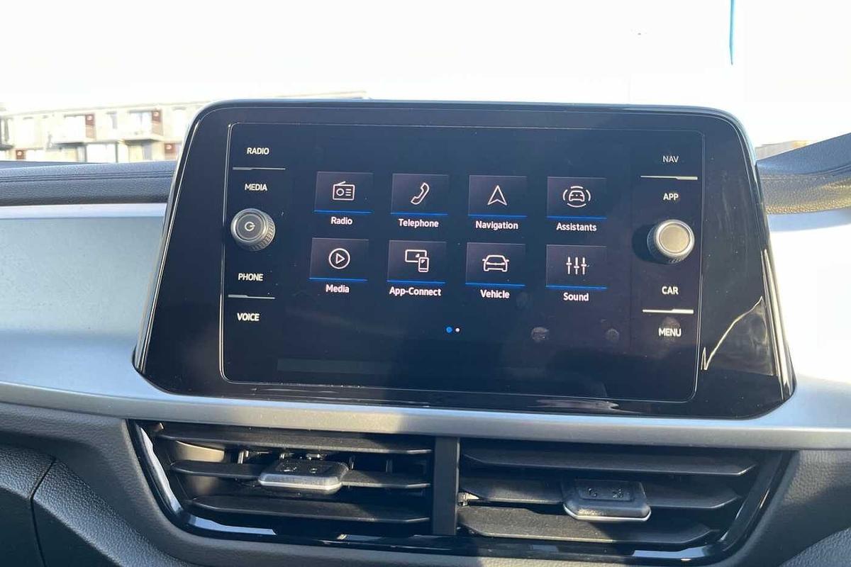 Used Volkswagen T-Roc 2024 for sale - 77542321: Photo 11