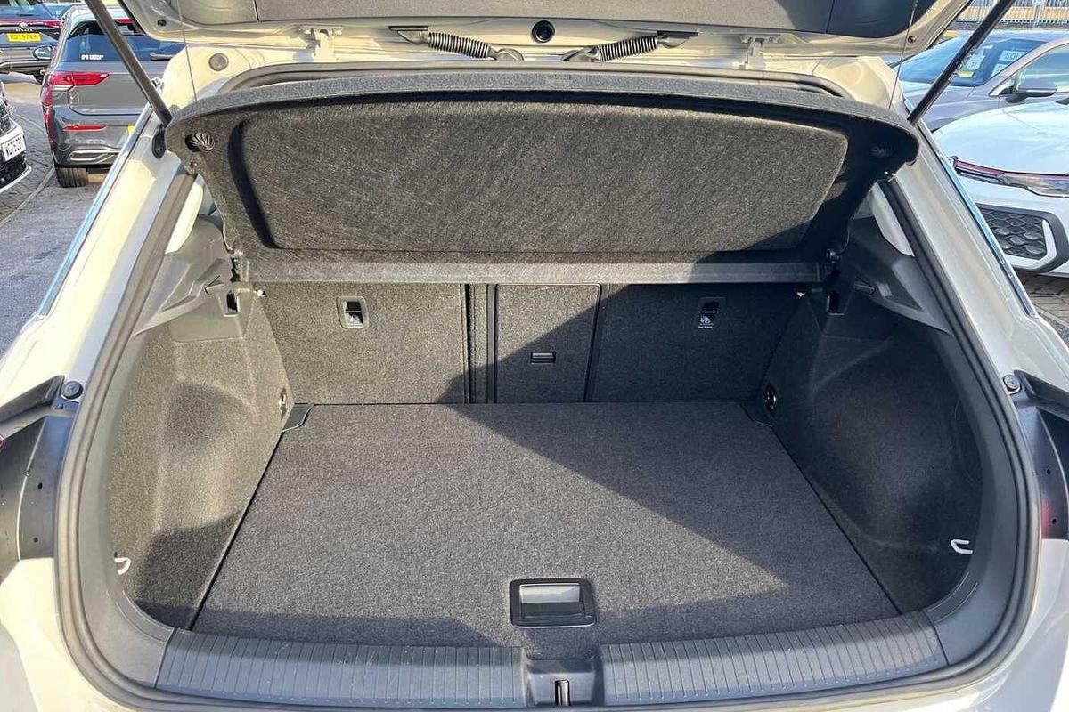 Used Volkswagen T-Roc 2024 for sale - 77542321: Photo 20