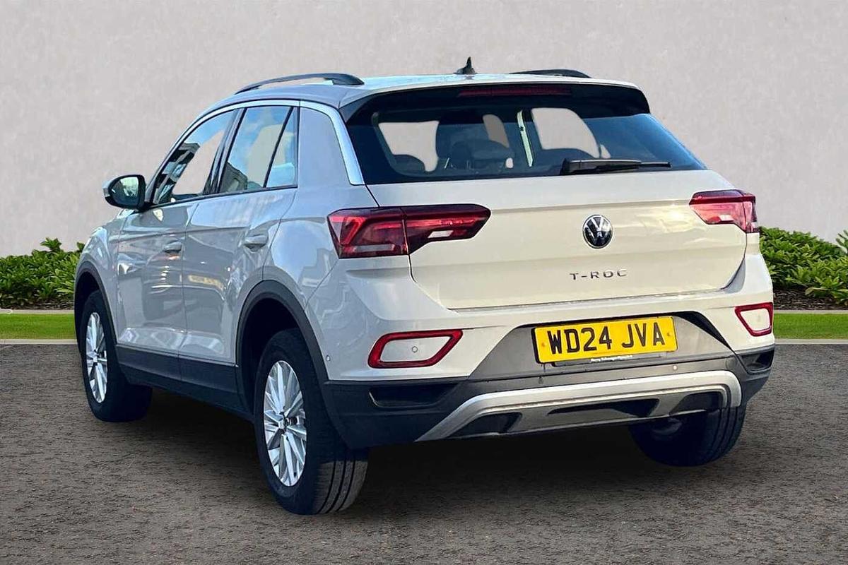 Used Volkswagen T-Roc 2024 for sale - 77542321: Photo 3