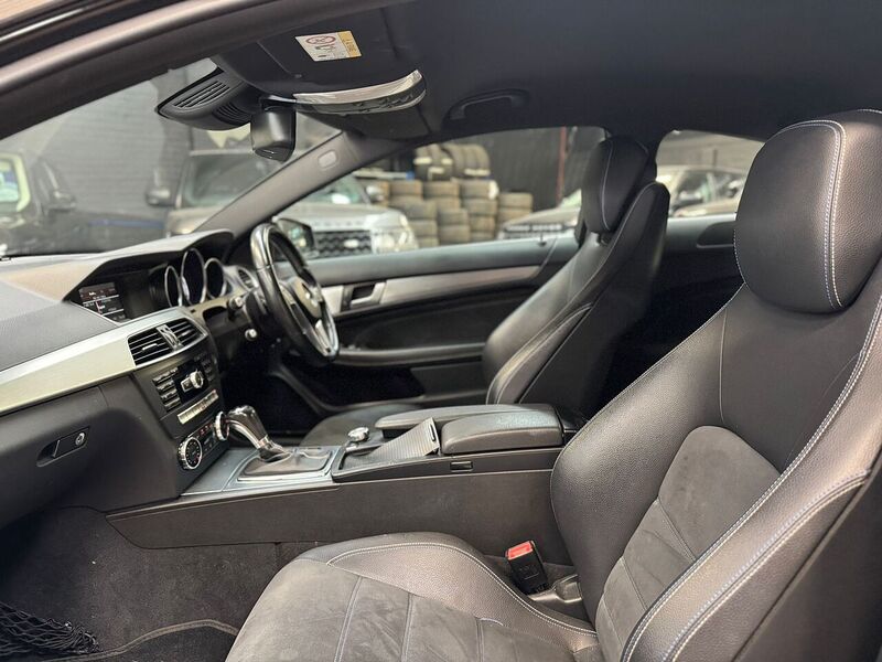 Used Mercedes-Benz C Class 2014 for sale - 77452677: Photo 17
