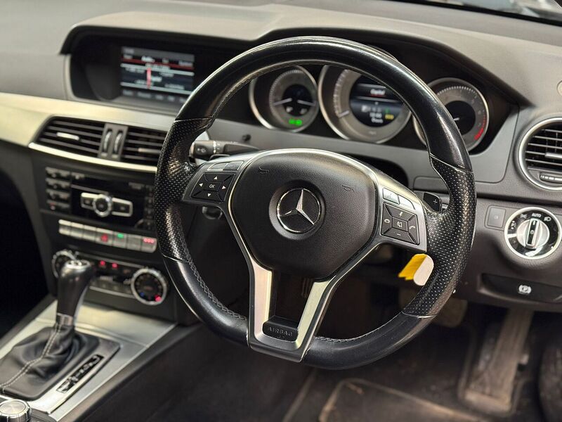 Used Mercedes-Benz C Class 2014 for sale - 77452677: Photo 7