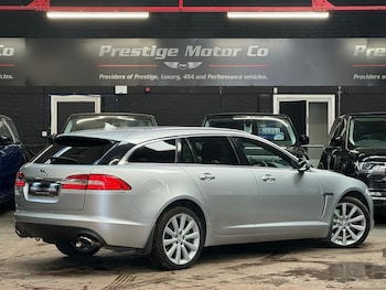 Used Jaguar XF 2014 for sale - 77730887: Photo