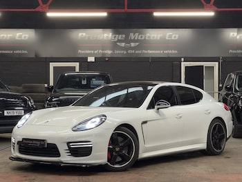 2015 - V8 GTS 5-Door