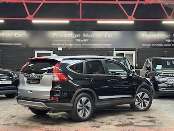 Used Honda CR-V 2017 for sale - 76023502: Photo