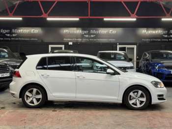 Used Volkswagen Golf 2015 for sale - 74756740: Photo