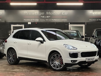 Used Porsche Cayenne 2016 for sale - 76982547: Photo