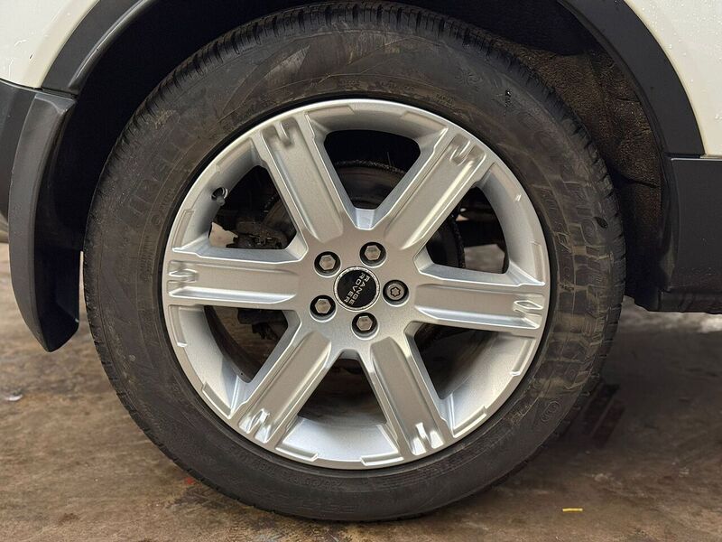 Used Land Rover Range Rover Evoque 2011 for sale - 77165088: Photo 27