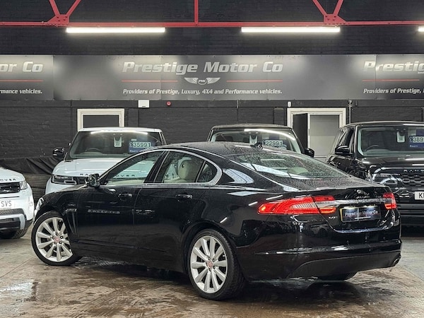 Used Jaguar XF 2015 for sale - 76341110: Photo 5