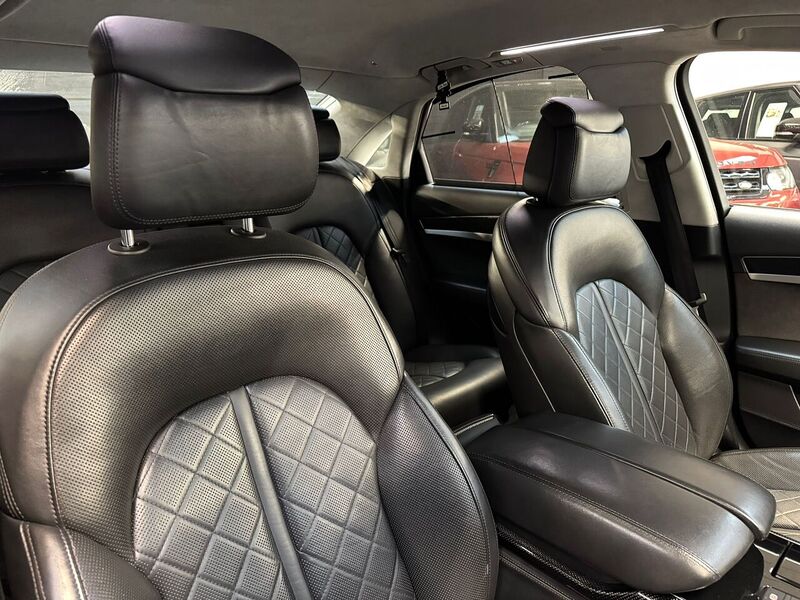 Used Audi S8 2012 for sale - 76879332: Photo 12