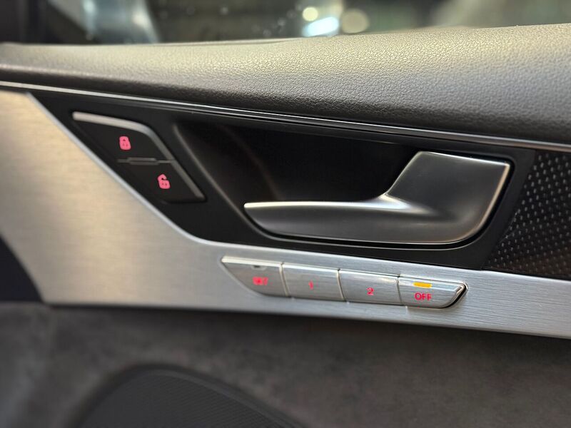 Used Audi S8 2012 for sale - 76879332: Photo 14