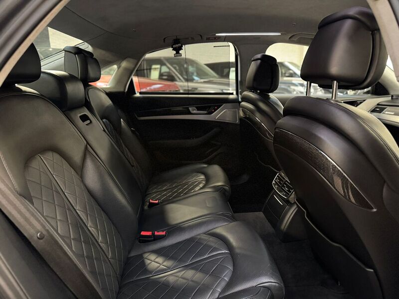 Used Audi S8 2012 for sale - 76879332: Photo 17