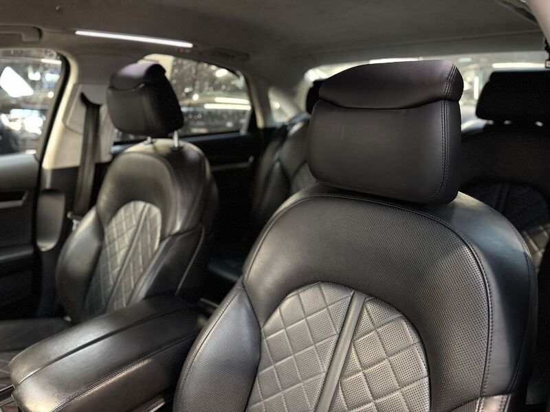 Used Audi S8 2012 for sale - 76879332: Photo 21