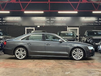Used Audi S8 2012 for sale - 76879332: Photo