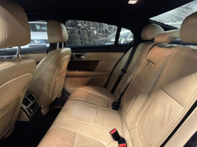 Used Jaguar XF 2014 for sale - 77140237: Photo 17