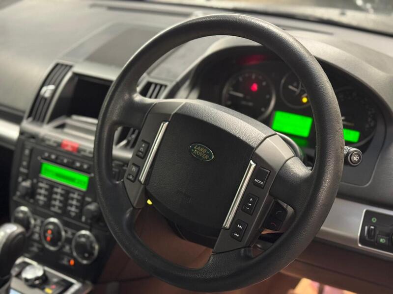 Used Land Rover Freelander 2 2010 for sale - 77080629: Photo 7