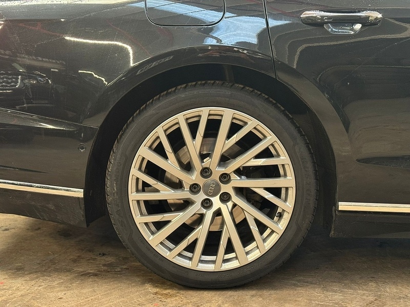 Used Audi A8 for sale - 77681433: Photo 30