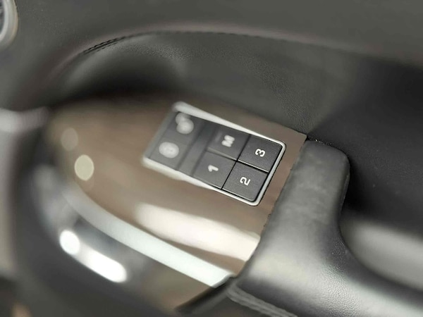 Used Land Rover Range Rover Sport 2016 for sale - 75421850: Photo 12