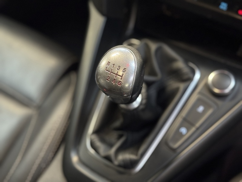 Used Ford Focus 2015 for sale - 77227886: Photo 11